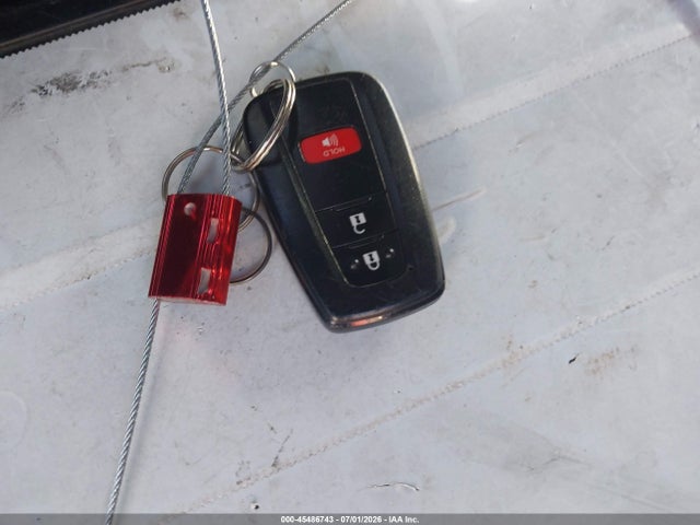 Продажа на аукционе авто 2018 Toyota Prius Three, vin: JTDKARFU3J3067132, номер лота: 45486743