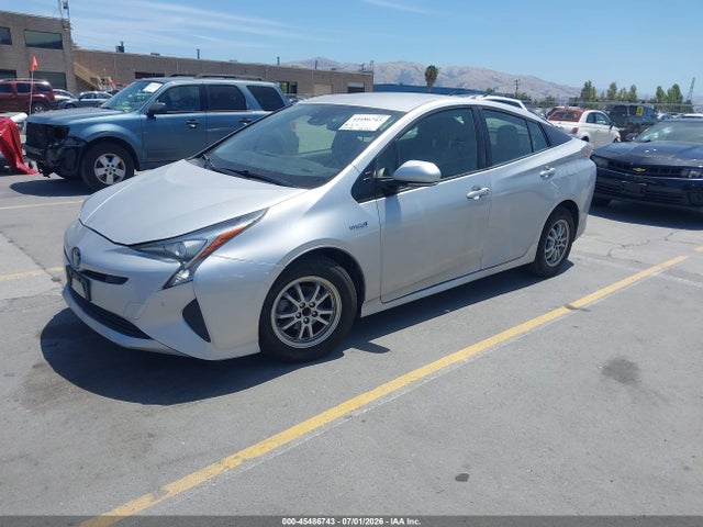 Продажа на аукционе авто 2018 Toyota Prius Three, vin: JTDKARFU3J3067132, номер лота: 45486743