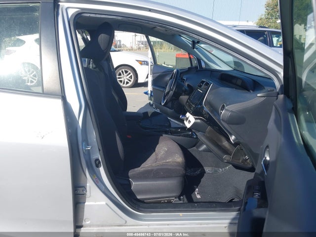 Продажа на аукционе авто 2018 Toyota Prius Three, vin: JTDKARFU3J3067132, номер лота: 45486743