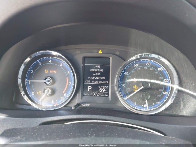 Toyota COROLLA LE 2018 2T1BURHE7JC062813 Image 7