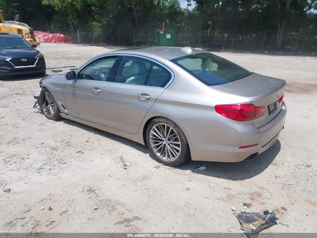 BMW 540I 2019 WBAJE5C5XKWW42488 Image 3