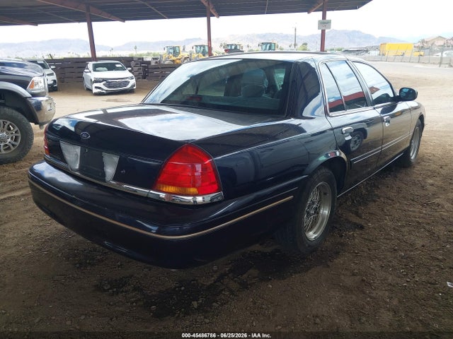 Продажа на аукционе авто 2002 Ford Crown Victoria Lx, vin: 2FAFP74W82X159906, номер лота: 45486786
