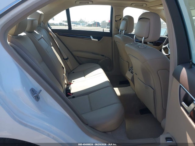 WDDGF4HBXEG219143 Mercedes-Benz C 250 Sport