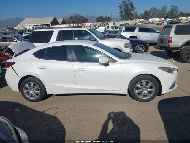 Mazda Mazda3 I Sport 2015 JM1BM1U70F1222261 Image 13