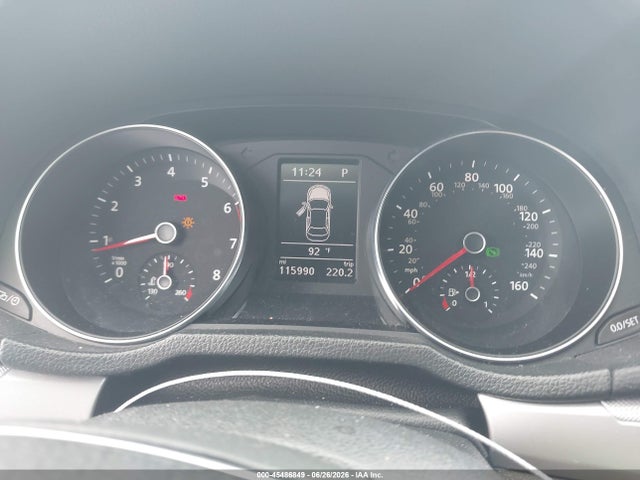 45486849 :رقم المزاد ، 1VWAT7A35GC037676 vin ، 2016 Volkswagen Passat 1.8t S مزاد بيع