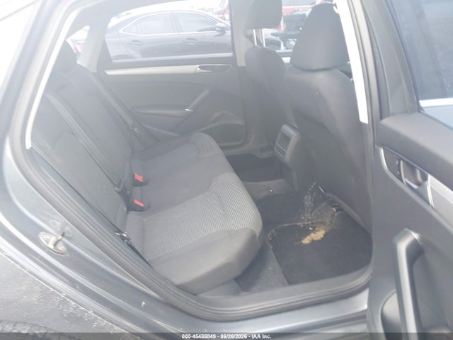 45486849 :رقم المزاد ، 1VWAT7A35GC037676 vin ، 2016 Volkswagen Passat 1.8t S مزاد بيع