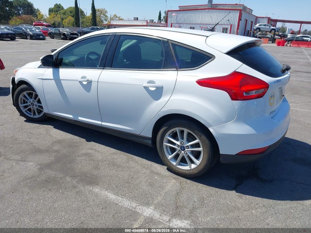 1FADP3K27FL384563 Ford FOCUS SE