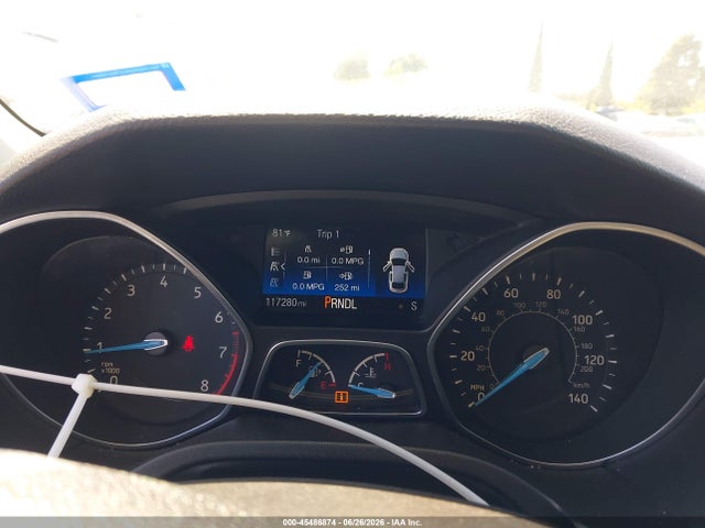 1FADP3K27FL384563 Ford FOCUS SE