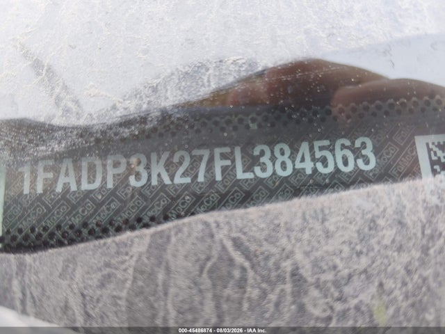 1FADP3K27FL384563 Ford FOCUS SE