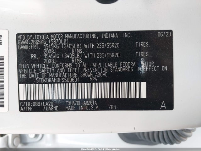 Toyota Highlander Platinum 2023 5TDKDRAH9PS509601 Image 9