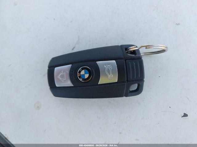Продажа на аукционе авто 2015 Bmw X1 Sdrive28i, vin: WBAVM1C58FV498013, номер лота: 45486898