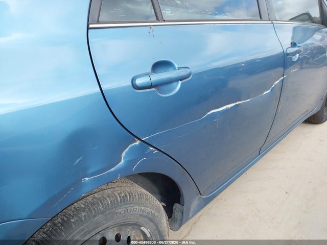45486900 :رقم المزاد ، 5YFBU4EE1DP210918 vin ، 2013 Toyota Corolla Le مزاد بيع