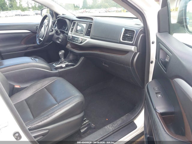 Toyota Highlander Le Plus V6 2015 5TDBKRFH2FS138181 Image 5