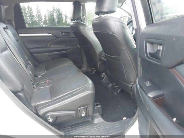 Toyota Highlander Le Plus V6 2015 5TDBKRFH2FS138181 Image 8