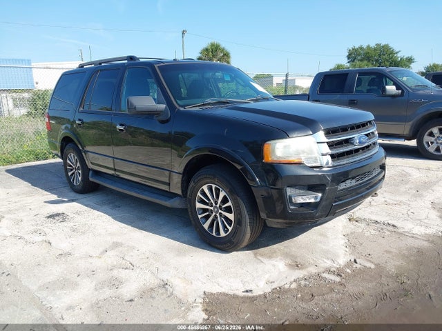 Продажа на аукционе авто 2015 Ford Expedition Xlt, vin: 1FMJU1JTXFEF26683, номер лота: 45486957