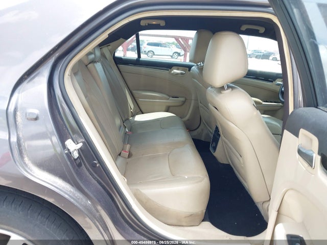 Chrysler 300 2014 2C3CCAAGXEH200283 Image 8