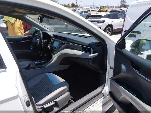 Toyota CAMRY SE 2018 4T1B11HK0JU068340 Image 5