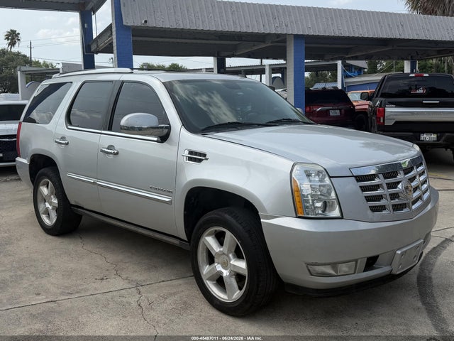 2011 Cadillac Escalade Premium მანქანა იყიდება აუქციონზე, vin: 1GYS4CEF3BR244701, აუქციონის ნომერი: 45487011
