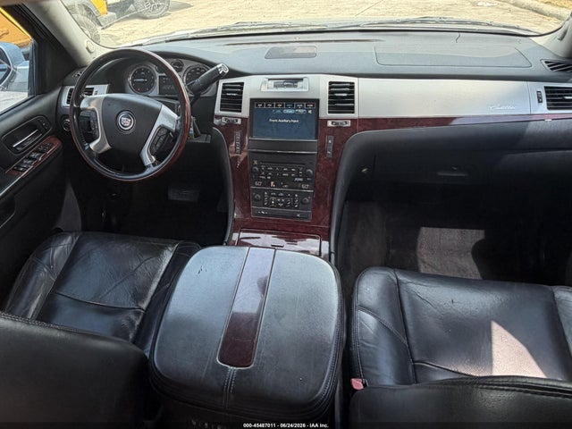 2011 Cadillac Escalade Premium მანქანა იყიდება აუქციონზე, vin: 1GYS4CEF3BR244701, აუქციონის ნომერი: 45487011