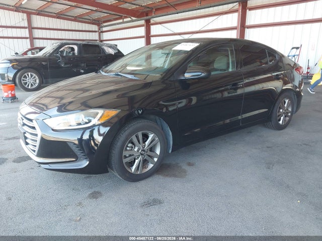 Hyundai ELANTRA SEL 2018 5NPD84LF5JH311154 Image 2