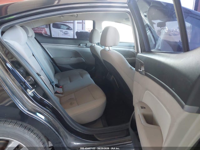 Hyundai ELANTRA SEL 2018 5NPD84LF5JH311154 Image 8