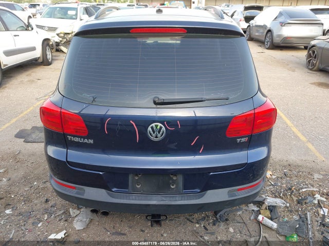 2016 Volkswagen Tiguan S მანქანა იყიდება აუქციონზე, vin: WVGAV7AX4GW599157, აუქციონის ნომერი: 45487179