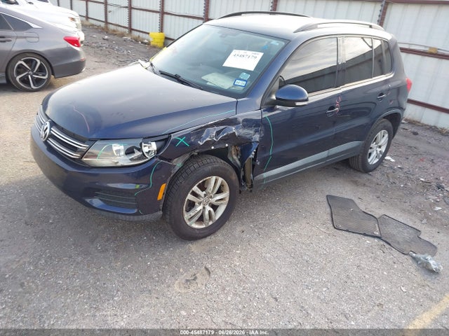 2016 Volkswagen Tiguan S მანქანა იყიდება აუქციონზე, vin: WVGAV7AX4GW599157, აუქციონის ნომერი: 45487179