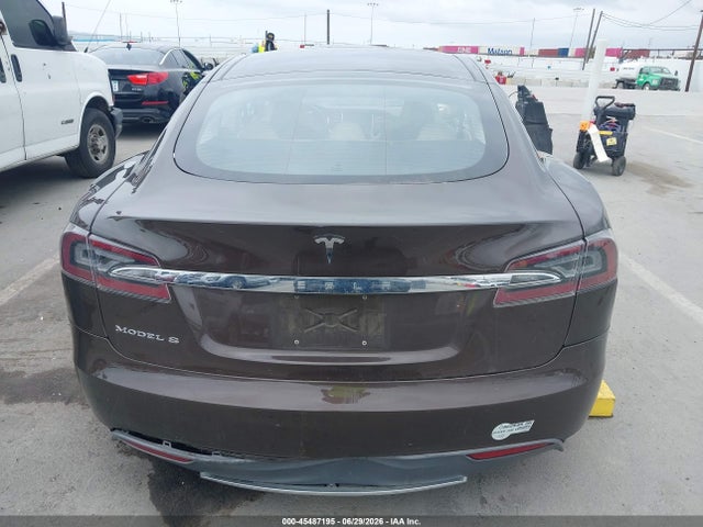 Продажа на аукционе авто 2013 Tesla Model S, vin: 5YJSA1BC8DFP10483, номер лота: 45487195