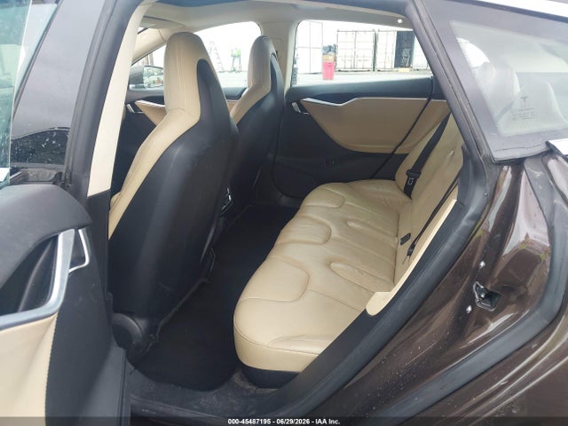Продажа на аукционе авто 2013 Tesla Model S, vin: 5YJSA1BC8DFP10483, номер лота: 45487195