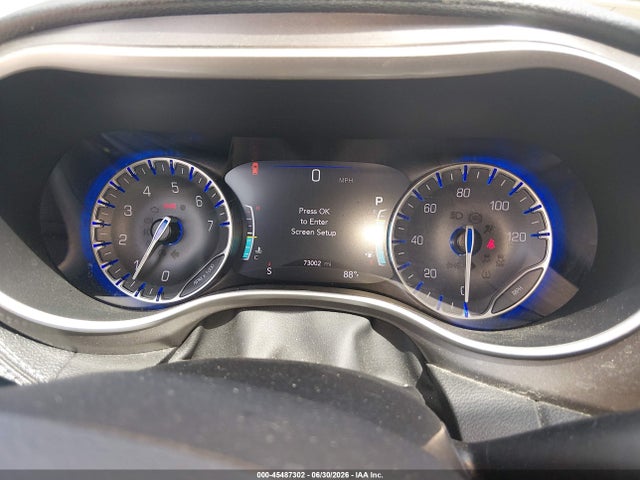 Продажа на аукционе авто 2023 Chrysler Pacifica Touring L, vin: 2C4RC1BG7PR630273, номер лота: 45487302