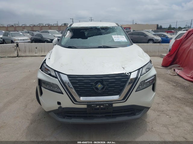 5N1BT3BA9PC827023 Nissan Rogue Sv Fwd