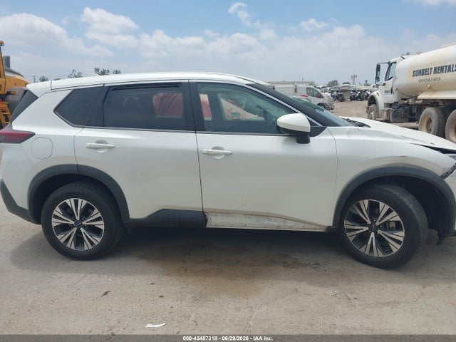 5N1BT3BA9PC827023 Nissan Rogue Sv Fwd