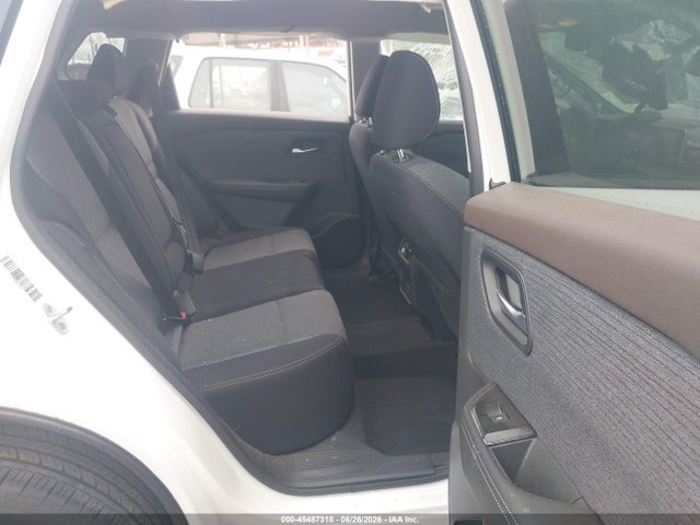 5N1BT3BA9PC827023 Nissan Rogue Sv Fwd
