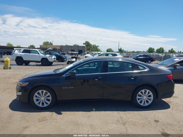 1G1ZD5ST2PF172918 Chevrolet Malibu Fwd 1lt
