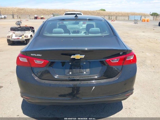 1G1ZD5ST2PF172918 Chevrolet Malibu Fwd 1lt