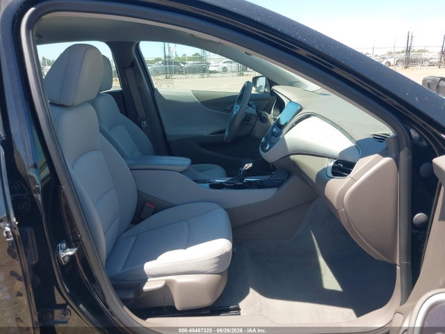 1G1ZD5ST2PF172918 Chevrolet Malibu Fwd 1lt