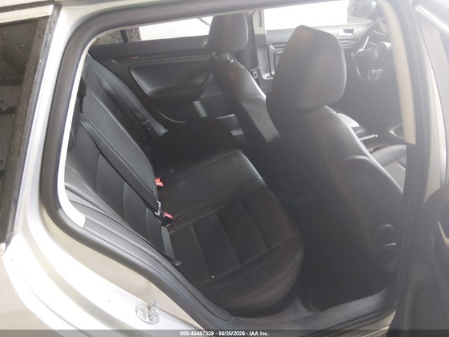 3VWPL7AJ4EM619031 Volkswagen Jetta Sportwagen 2.0l Tdi