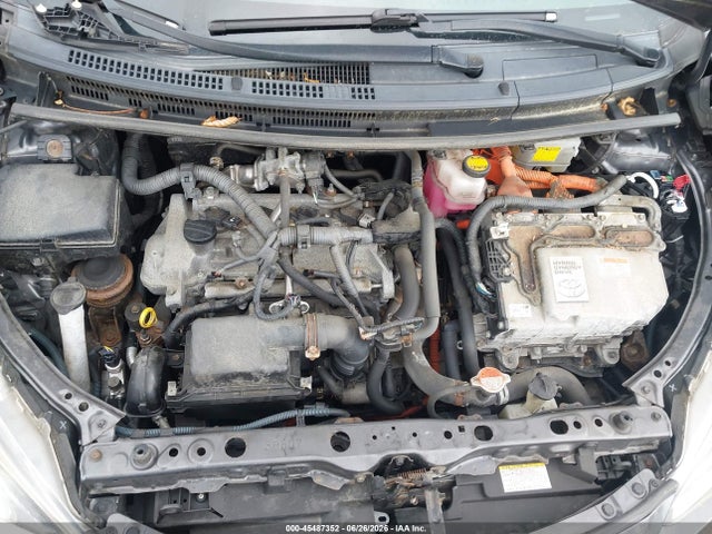 Toyota Prius C One 2016 JTDKDTB36G1116717 Image 10