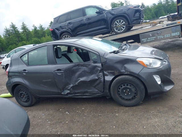 Toyota Prius C One 2016 JTDKDTB36G1116717 Image 14