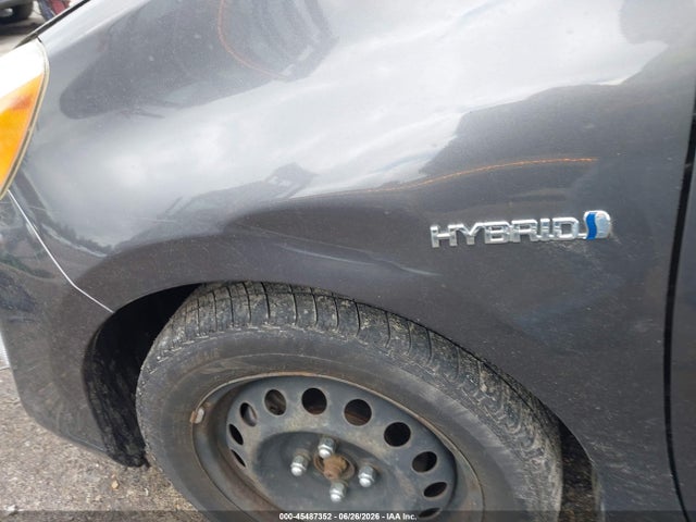 Toyota Prius C One 2016 JTDKDTB36G1116717 Image 22