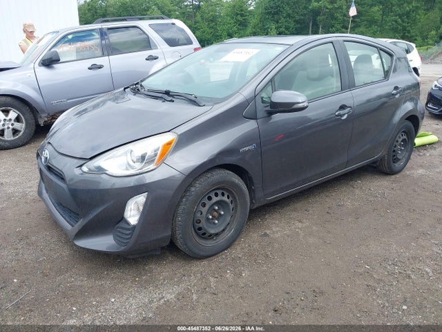 Toyota Prius C One 2016 JTDKDTB36G1116717 Image 2