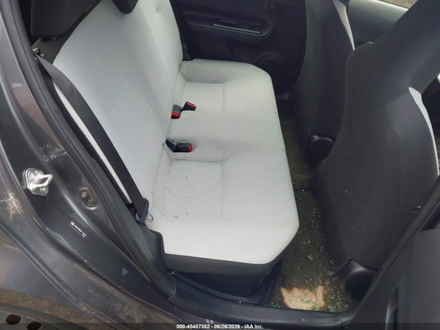 Toyota Prius C One 2016 JTDKDTB36G1116717 Image 8