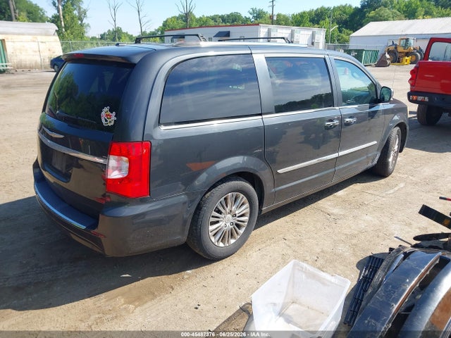 45487376 :رقم المزاد ، 2A4RR6DG1BR667315 vin ، 2011 Chrysler Town & Country Limited مزاد بيع