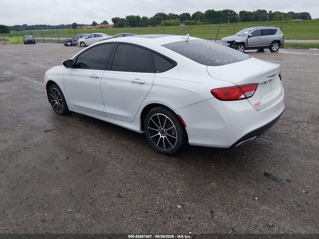 45487407 :رقم المزاد ، 1C3CCCBG2FN673310 vin ، 2015 Chrysler 200 S مزاد بيع