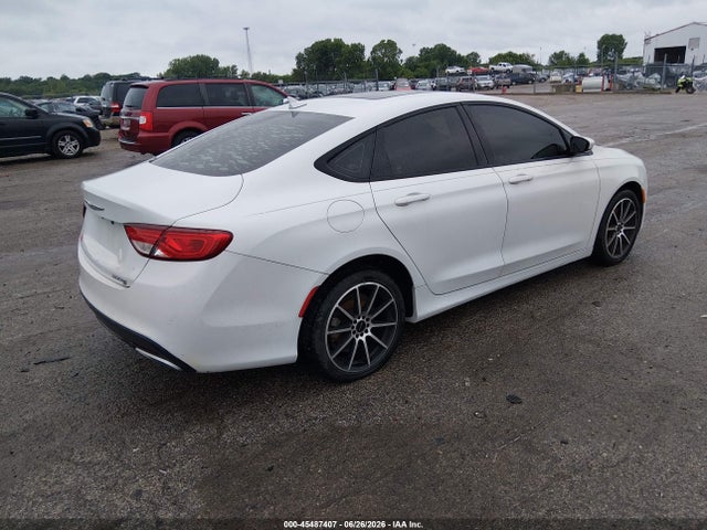 45487407 :رقم المزاد ، 1C3CCCBG2FN673310 vin ، 2015 Chrysler 200 S مزاد بيع