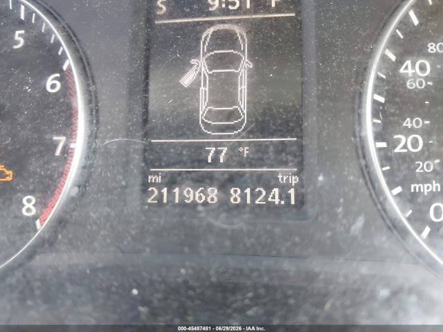 1VWBT7A36FC077512 Volkswagen Passat 1.8t Sport