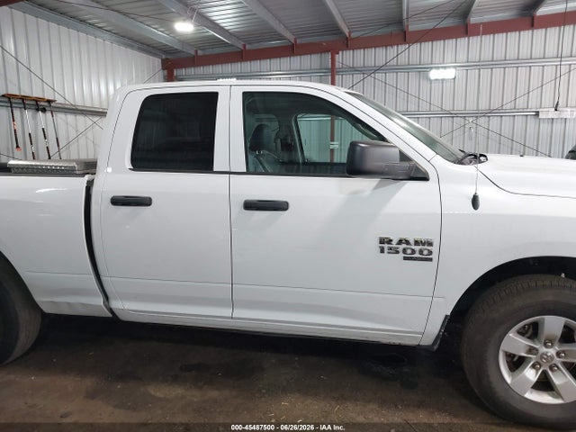 Продажа на аукционе авто 2019 Ram 1500 Classic Tradesman  4x4 6'4 Box, vin: 1C6RR7FG8KS736659, номер лота: 45487500