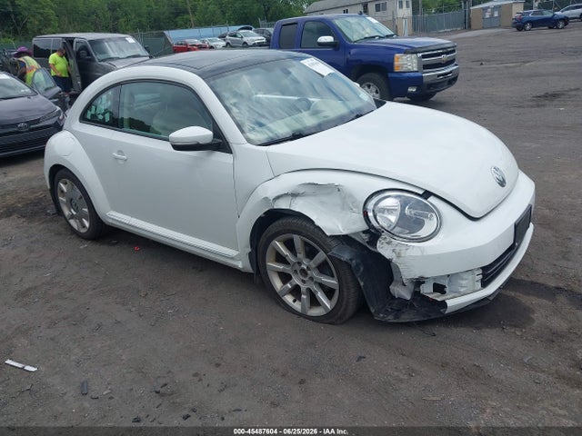 2016 Volkswagen Beetle 1.8t Sel მანქანა იყიდება აუქციონზე, vin: 3VWJ17AT5GM628319, აუქციონის ნომერი: 45487604