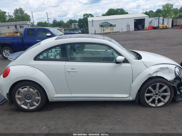 45487604 :رقم المزاد ، 3VWJ17AT5GM628319 vin ، 2016 Volkswagen Beetle 1.8t Sel مزاد بيع