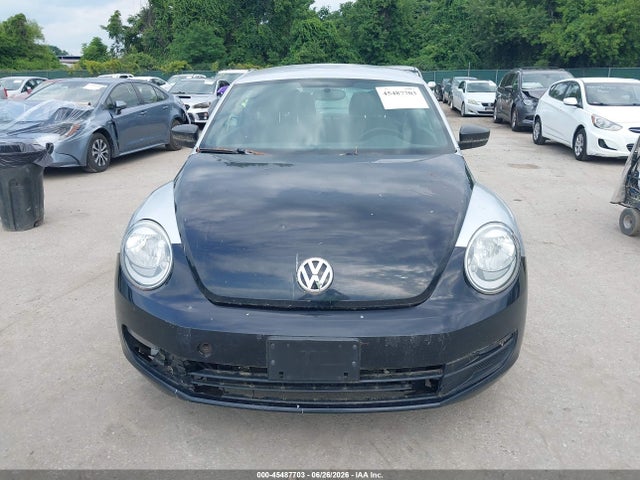 45487703 :رقم المزاد ، 3VWFP7AT1EM606206 vin ، 2014 Volkswagen Beetle 2.5l Entry مزاد بيع
